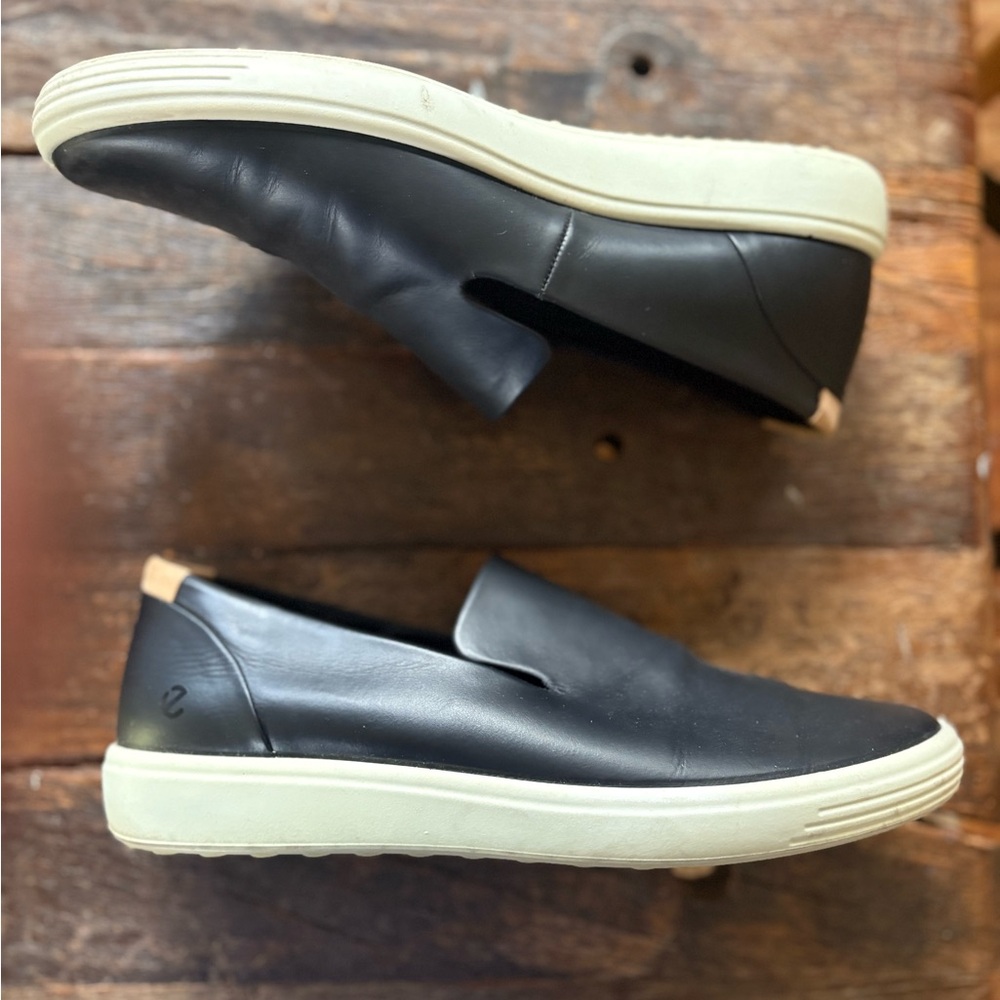 Ecco shoes 9.5